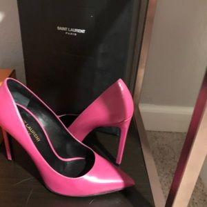 Saint Laurent Paris Skinny Pointy Toe Pump
